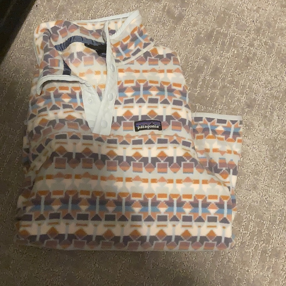 Patagonia pull over